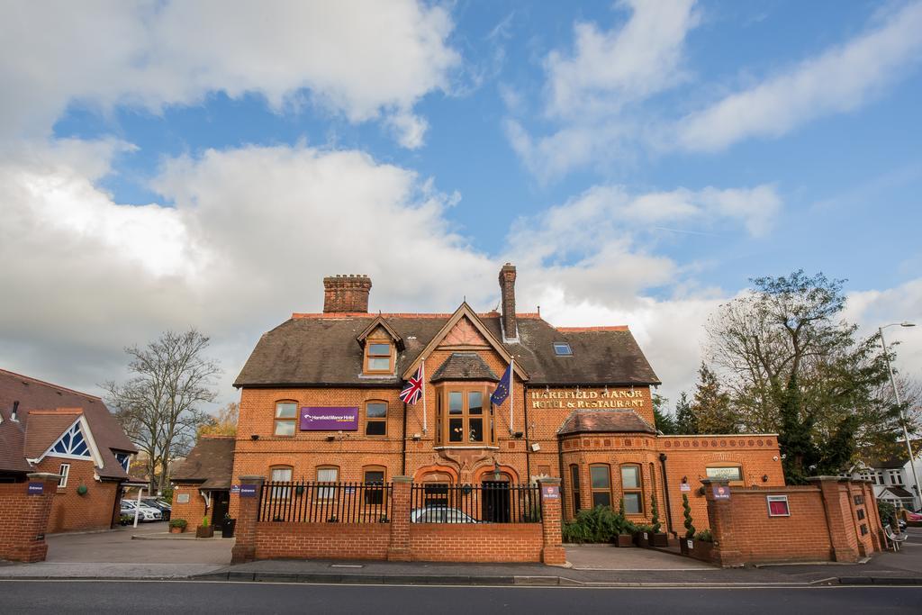 Harefield Manor Hotel Romford Exteriör bild