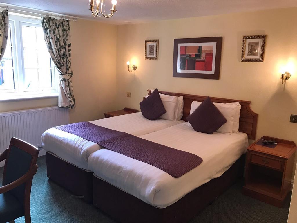 Harefield Manor Hotel Romford Exteriör bild